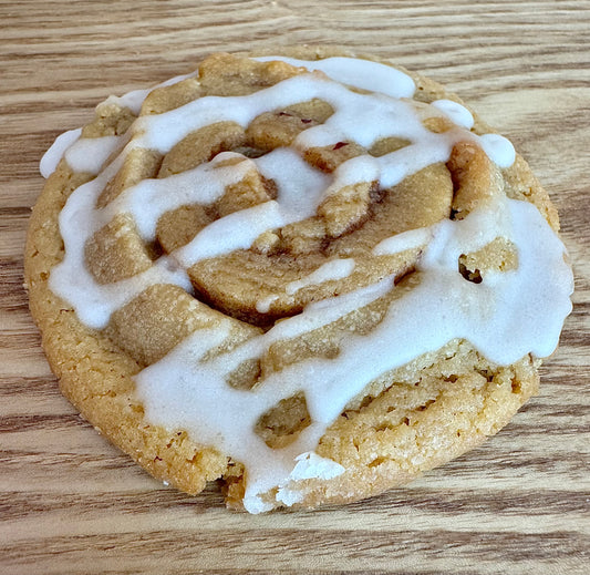 COOKIE FACON CINNAMON ROLL