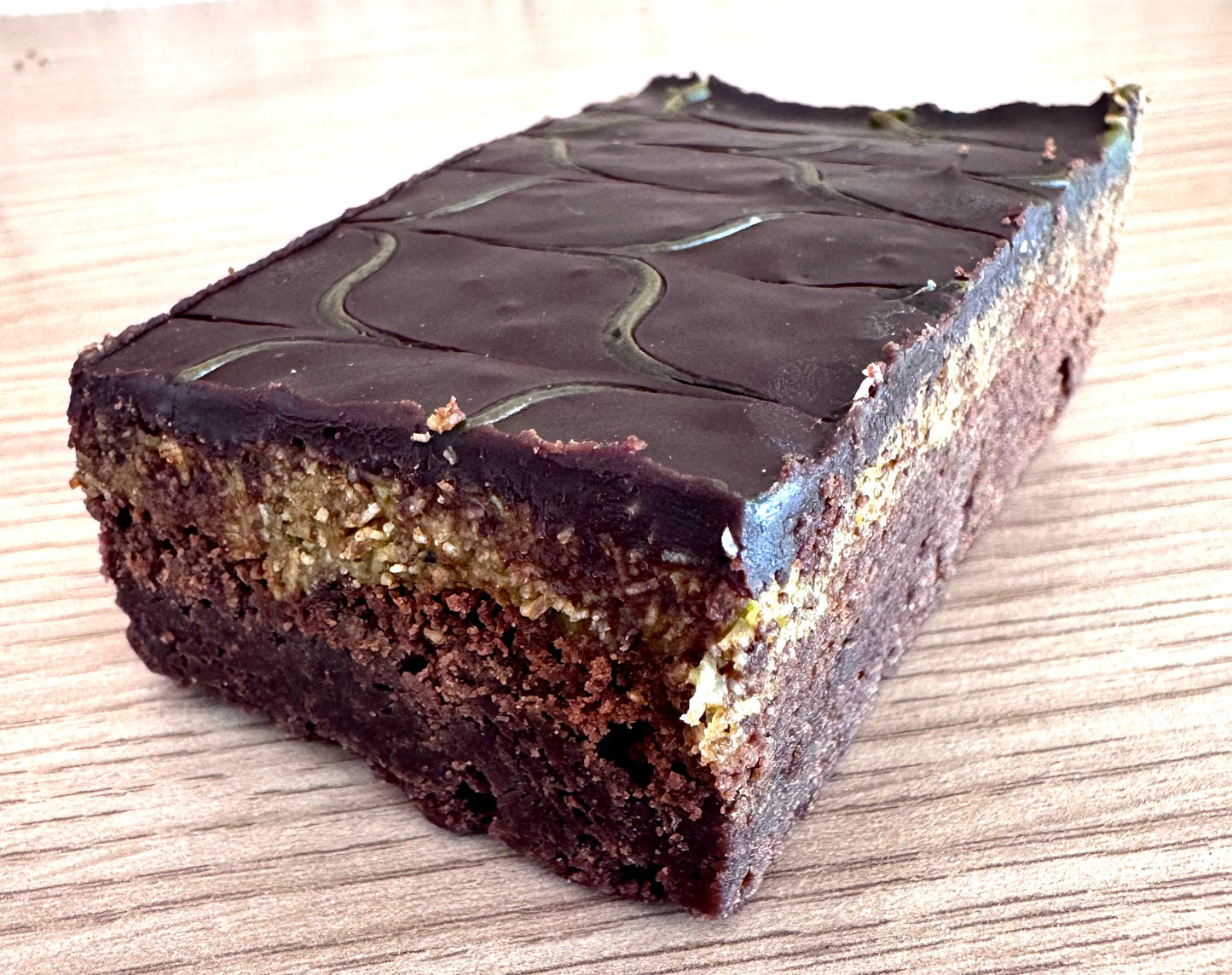 BROWNIE PISTACHE STYLE DUBAI
